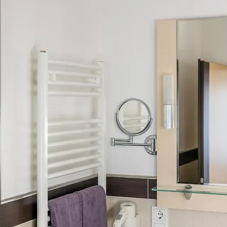 Hotel Germania Business & Long Bei 3*