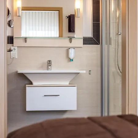 Hotel Germania Business & Long Bei