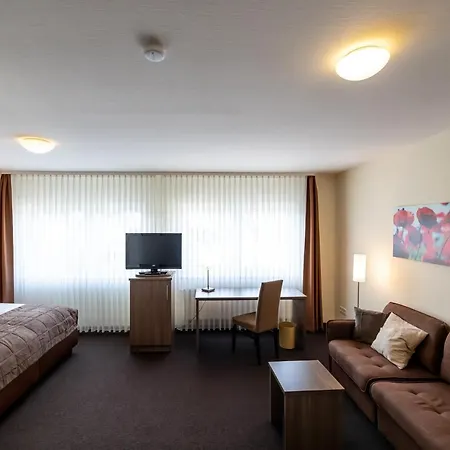 Hotel Germania Business & Long Bei 3*