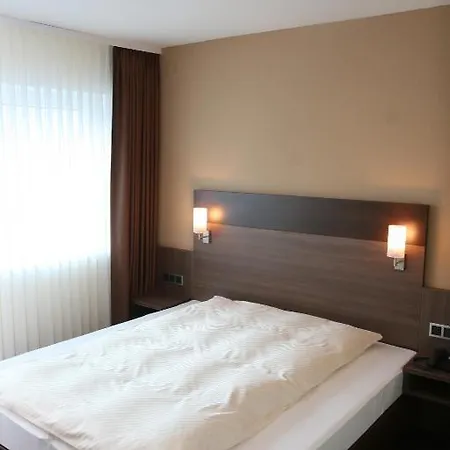 日耳曼尼亚酒店