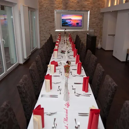 日耳曼尼亚酒店 施塔特阿伦多夫